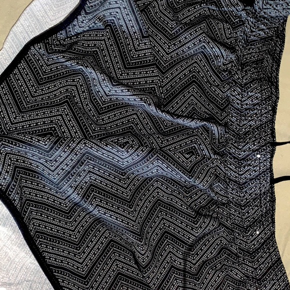 PRANA sporty runner  athletic short with elastics - Picture 5 of 5